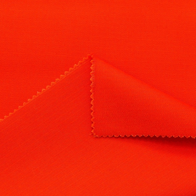 Oil and Water Repellent Fabric for Industrial Use